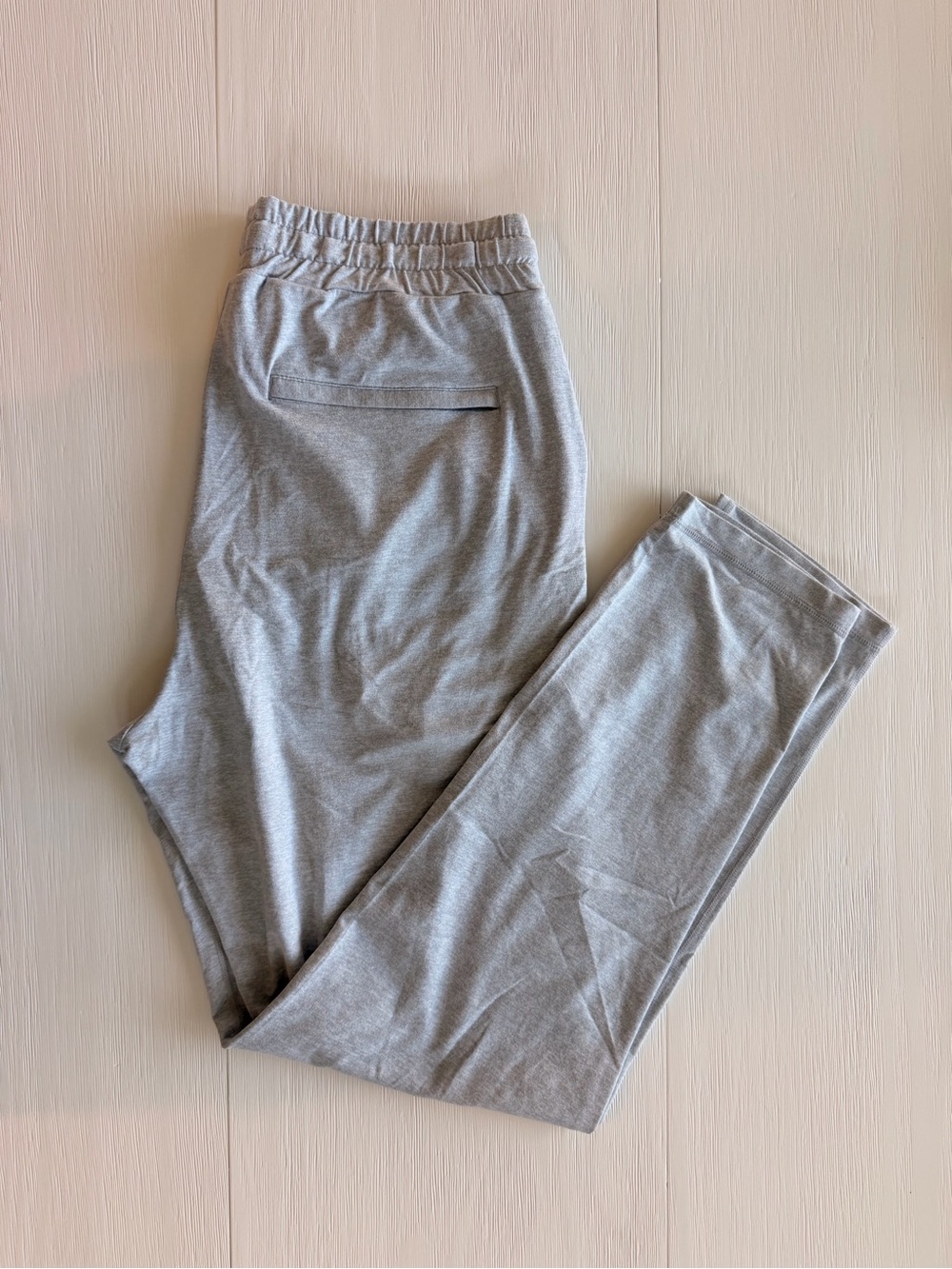 Vuori Performance Joggers size xl
